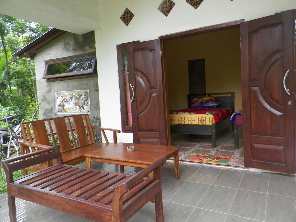 Hadi Homestay Banyuwangi  Exterior foto